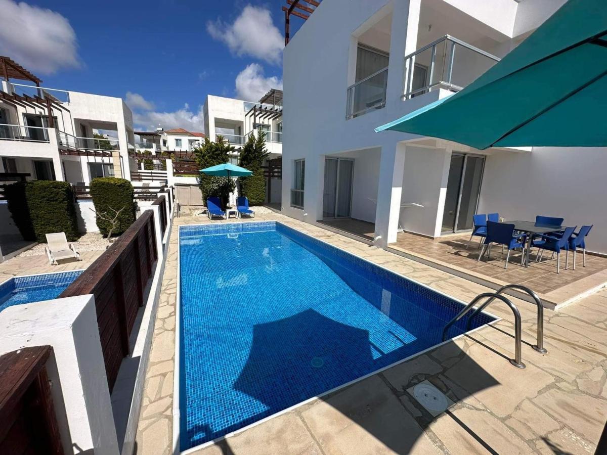 Villa Aqua Sunrise 1Km From Beach With Sea Views Coral Bay Bagian luar foto