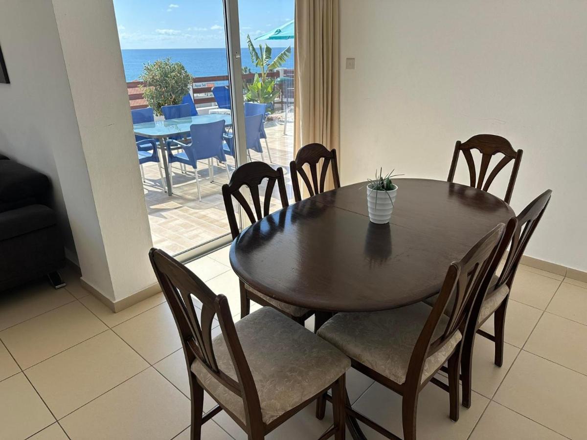Villa Aqua Sunrise 1Km From Beach With Sea Views Coral Bay Bagian luar foto